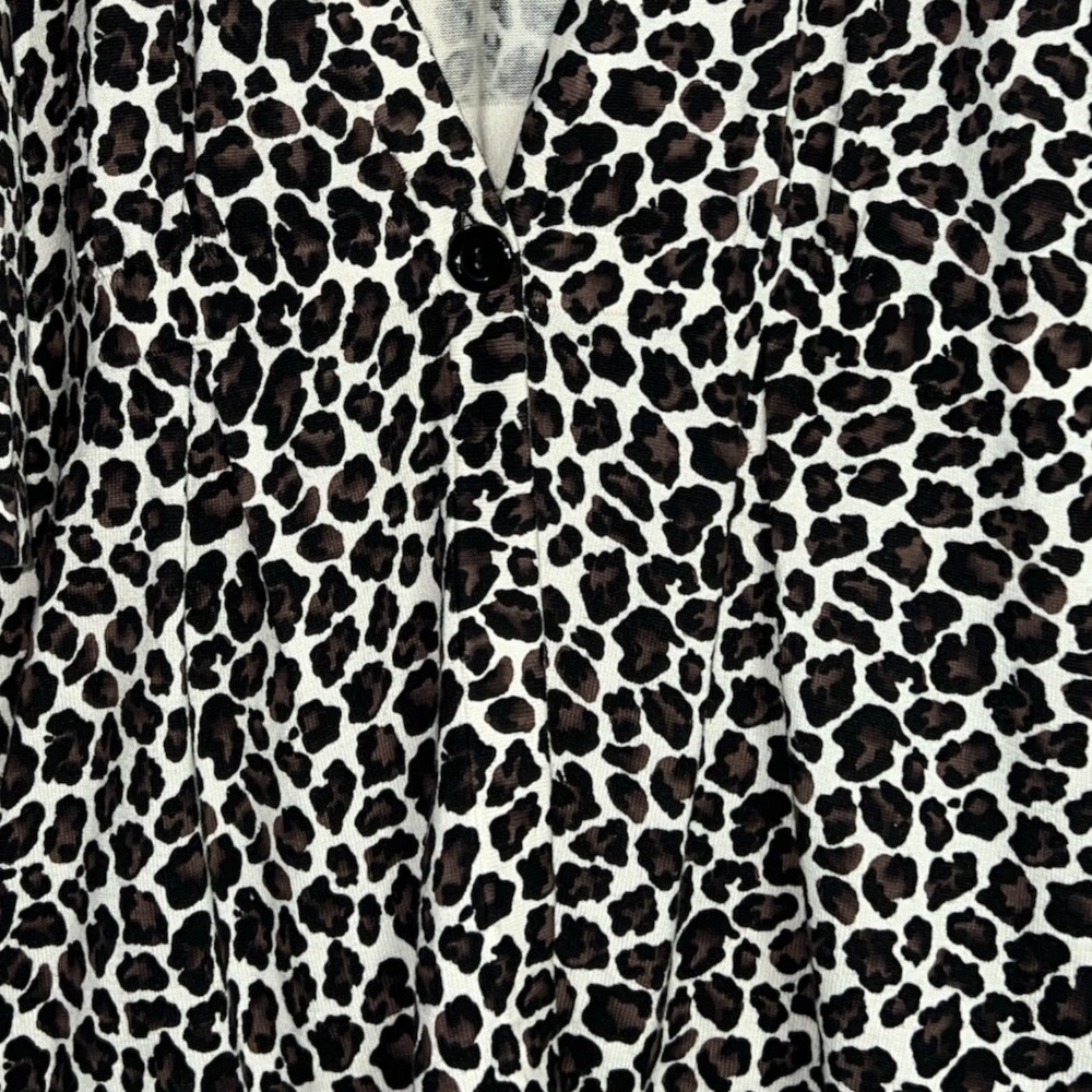 Leopard Print Cardigan Sweater V-Neck Plus Size 26/28W Lightweight - Picture 5 of 7